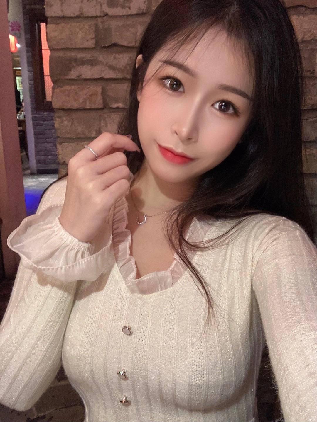 丰满美女兼职